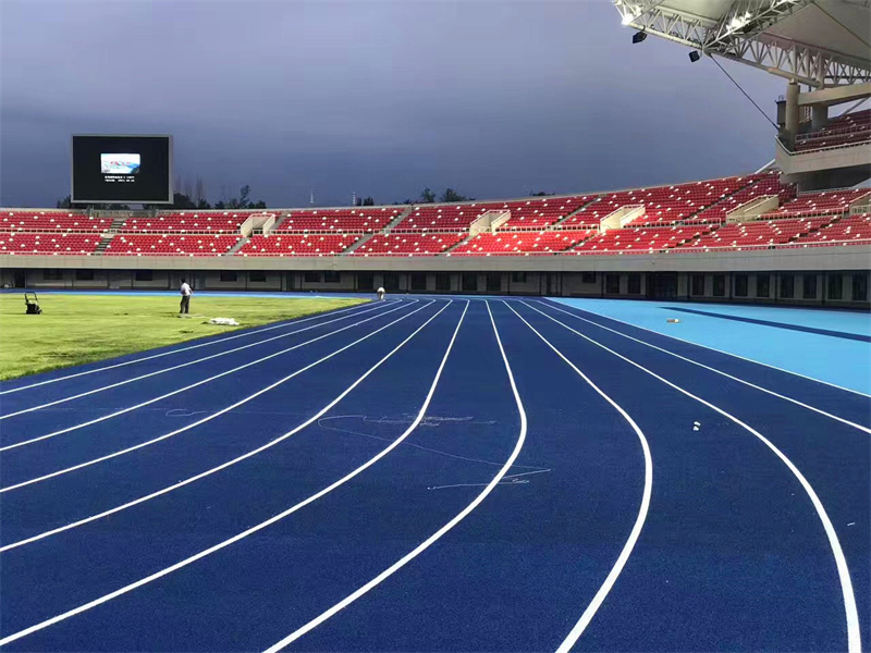 操场塑胶跑道，硅pu球场-南京霸天专业可靠